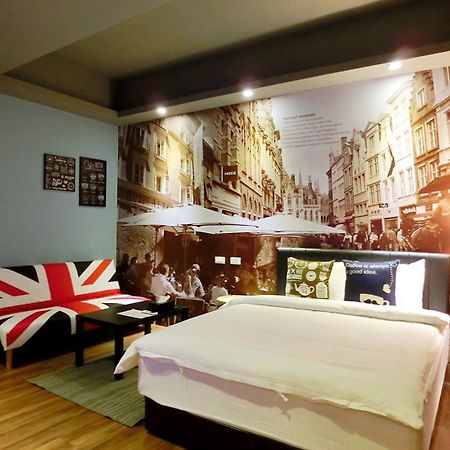 Superman Hostel Luodong Bagian luar foto